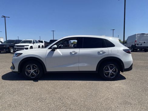 Used 2024 Honda HR-V EX-L image 3