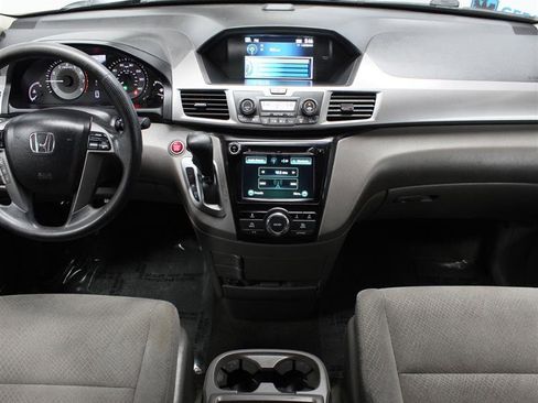 Used 2015 Honda Odyssey EX image 9