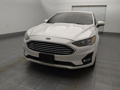 Used 2019 Ford Fusion SE w/ Equipment Group 151A FWD image 15