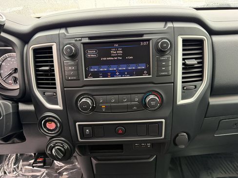 Used 2019 Nissan Titan S w/ S Utility Package image 27