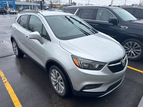 Used 2017 Buick Encore Preferred image 2
