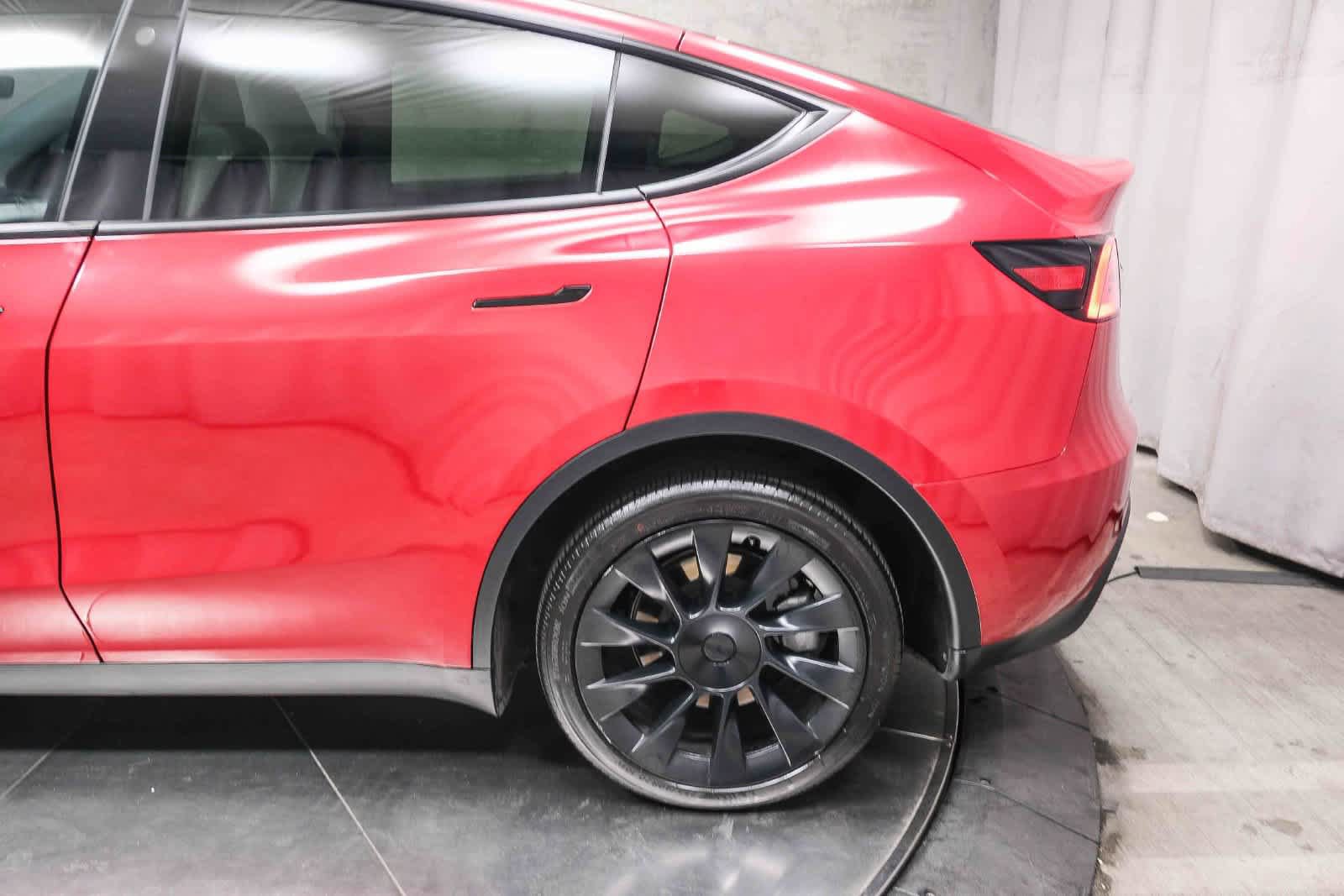 Used 2023 Tesla Model Y Long Range AWD/4WD image 8