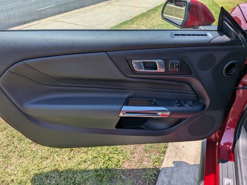 Used 2024 Ford Mustang GT Premium RWD image 10