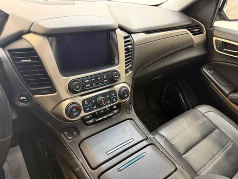 Used 2018 GMC Yukon Denali w/ Denali Ultimate Package image 16