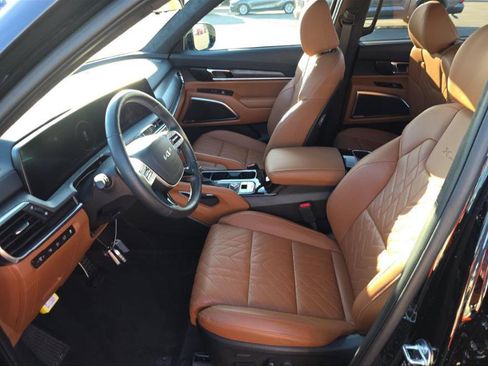 Used 2025 Kia Telluride SX Prestige X-Line image 3