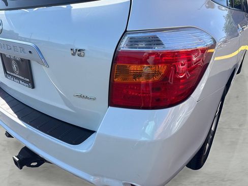 Used 2009 Toyota Highlander Limited AWD/4WD image 29