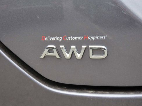 New 2025 Honda Pilot Touring image 8