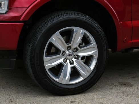 Used 2018 Ford F150 Platinum w/ Equipment Group 701A Luxury AWD/4WD image 49