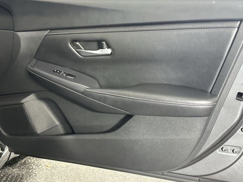 Certified 2023 Nissan Sentra S image 35