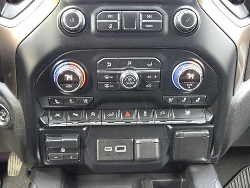 Used 2019 Chevrolet Silverado 1500 High Country w/ Technology Package image 19