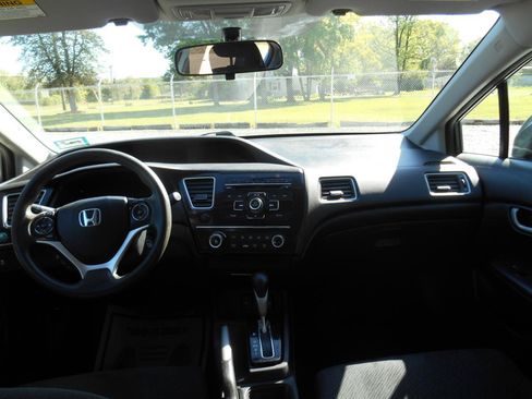 Used 2013 Honda Civic LX image 6