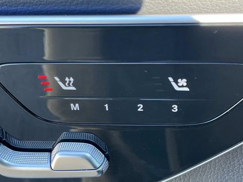 Certified 2025 Mercedes-Benz GLC 300 image 20