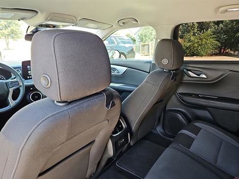 Used 2023 Chevrolet Blazer LT image 9