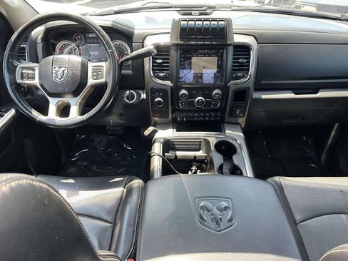 Used 2018 RAM 2500 Laramie w/ Sport Appearance Group AWD/4WD image 9