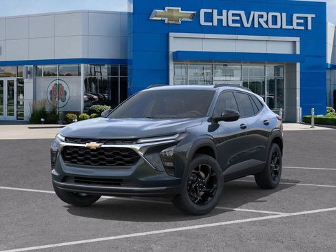 New 2026 Chevrolet Trax LT image 6