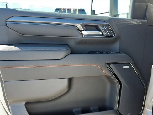 New 2026 GMC Sierra 2500 AT4 w/ AT4 Premium Plus Package image 14