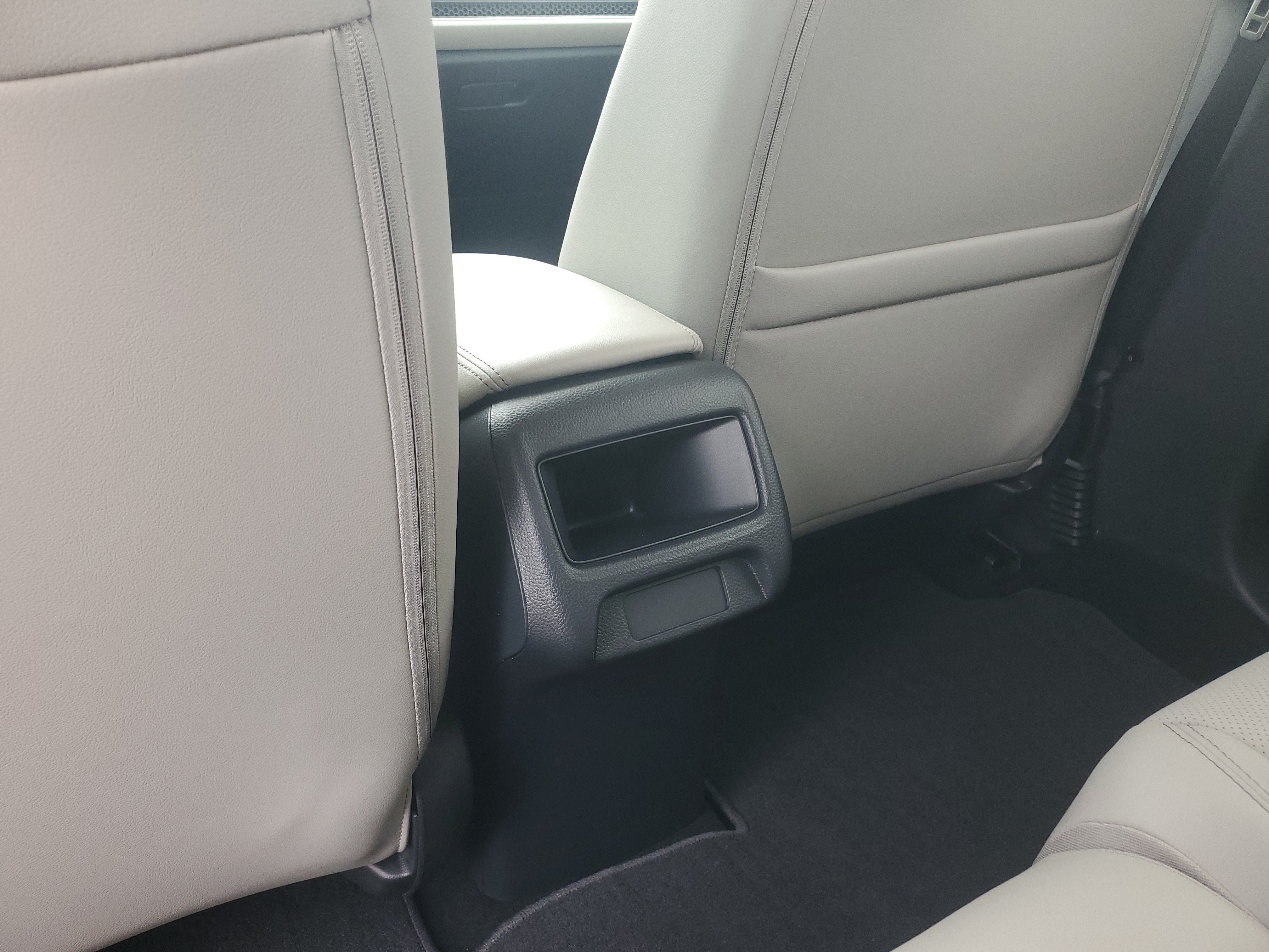 Used 2026 Honda HR-V EX-L image 13