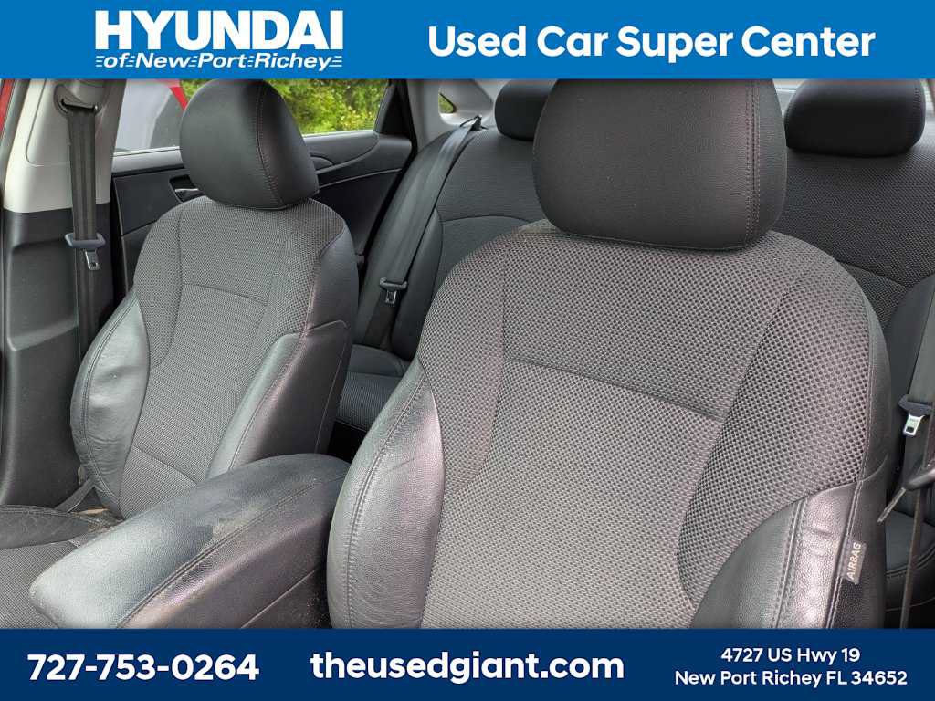 Used 2013 Hyundai Sonata SE FWD image 6