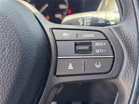 Used 2025 Honda HR-V LX image 20
