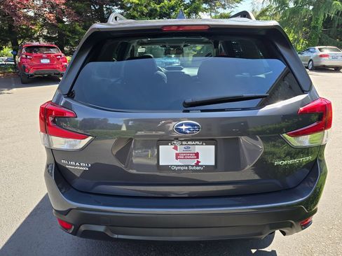 Certified 2023 Subaru Forester Premium AWD/4WD image 5