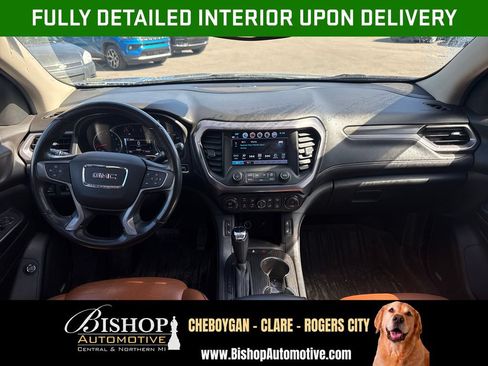 Used 2019 GMC Acadia SLT AWD/4WD image 3