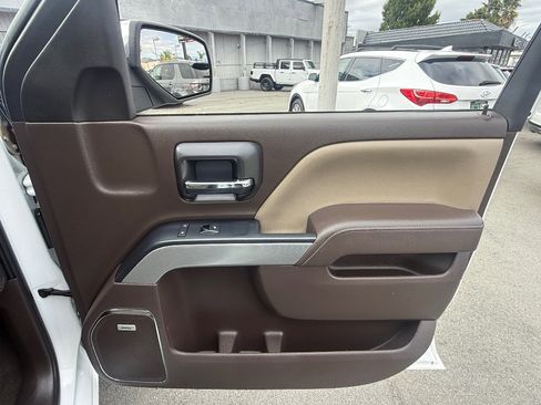 Used 2017 Chevrolet Silverado 1500 LTZ Z71 w/ LTZ Plus Package AWD/4WD image 14