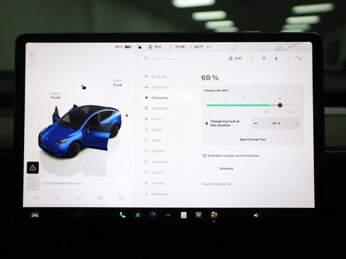 Used 2022 Tesla Model Y Long Range image 51