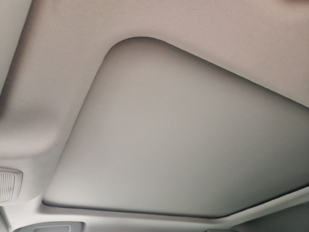 Used 2026 Nissan Kicks SR w/ SR Premium Package FWD image 26