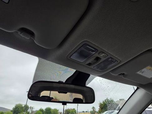 New 2025 Hyundai Venue SEL image 34