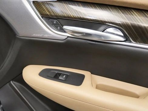 Used 2023 Cadillac XT6 Sport w/ Platinum Package image 18