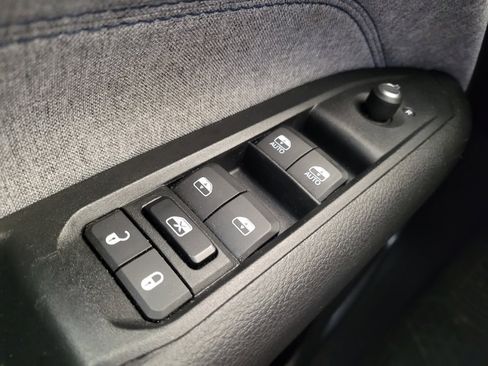Used 2022 Jeep Compass Latitude w/ Convenience Group FWD image 27