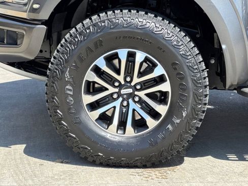 Used 2020 Ford F150 Raptor w/ Equipment Group 801A Mid AWD/4WD image 31