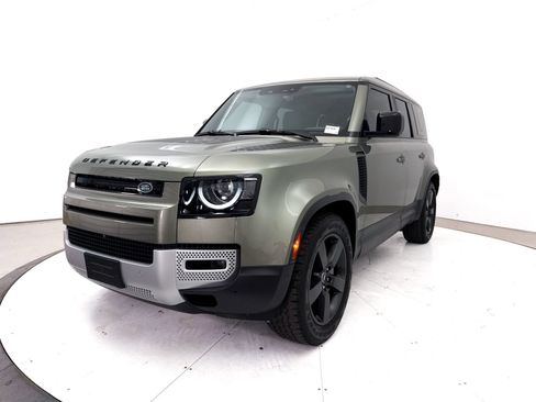 Used 2022 Land Rover Defender 110 SE AWD/4WD image 14