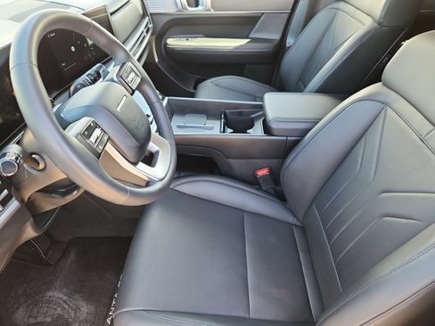 Used 2025 Hyundai Santa Fe XRT AWD/4WD image 7