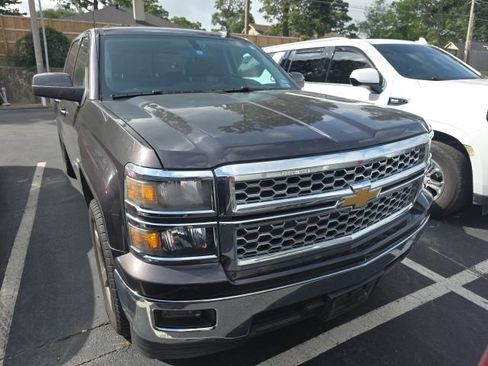 Used 2015 Chevrolet Silverado 1500 LT w/ Texas Edition, 1LT Trim RWD image 4