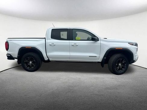 Used 2024 GMC Canyon Elevation w/ Convenience Package AWD/4WD image 14