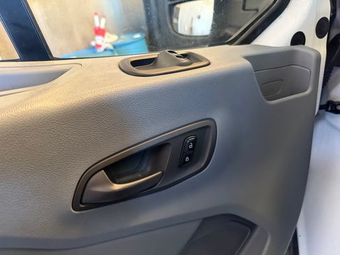 Used 2017 Ford Transit 250 138 RWD image 11