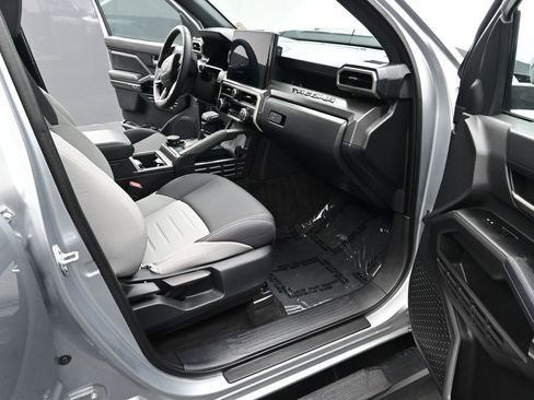 Used 2024 Toyota Tacoma TRD Off-Road image 14