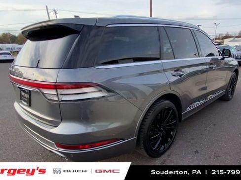 Used 2021 Lincoln Aviator Reserve w/ Equipment Group 208A image 10