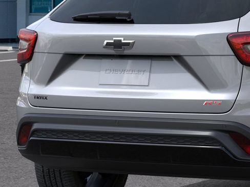 New 2026 Chevrolet Trax RS w/ Driver Confidence Package FWD image 14