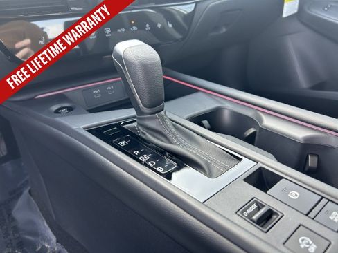 New 2026 Nissan Sentra SV w/ SV Convenience Package FWD image 23