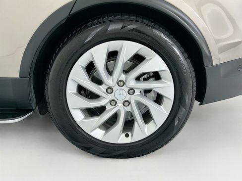 Certified 2025 Land Rover Discovery S AWD/4WD image 30