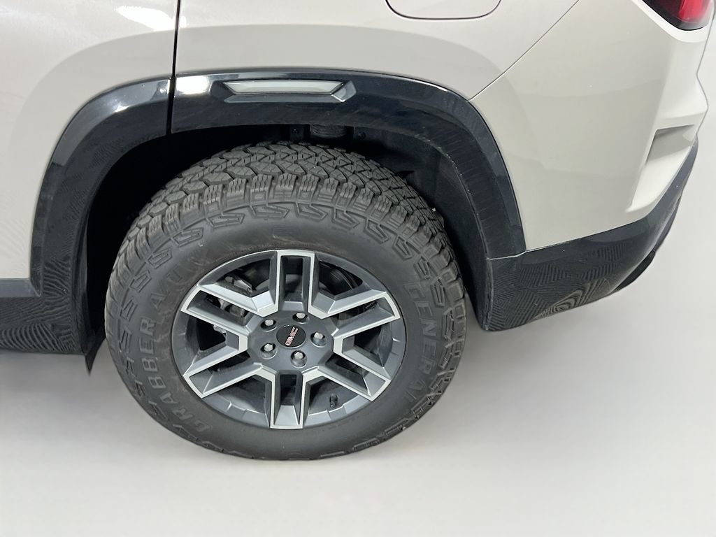 New 2026 GMC Terrain AT4 w/ Convenience Package III AWD/4WD image 25