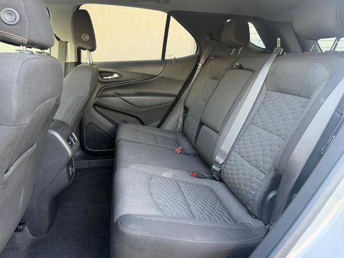 Used 2021 Chevrolet Equinox LT FWD image 25