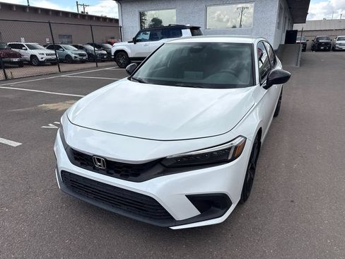 Used 2022 Honda Civic Sport image 3