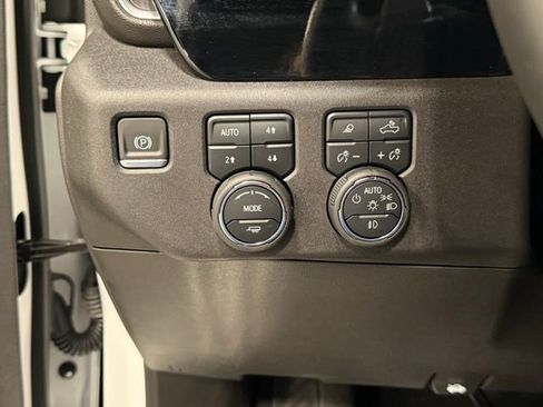 Used 2025 Chevrolet Silverado 1500 LTZ w/ Z71 Off-Road Package image 12