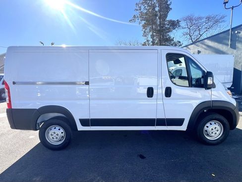 Used 2023 RAM ProMaster 2500 image 4