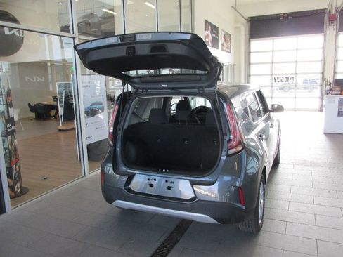 Used 2024 Kia Soul LX w/ Option Group 015 image 28