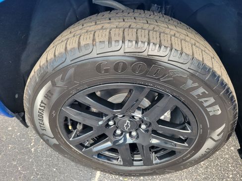 Certified 2024 Chevrolet Silverado 1500 Custom w/ Turbomax Blackout Package RWD image 36