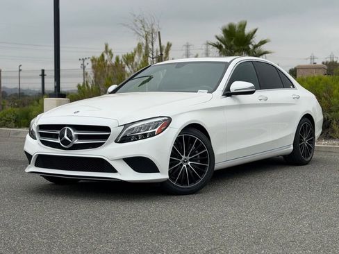 Used 2021 Mercedes-Benz C 300 Sedan image 2